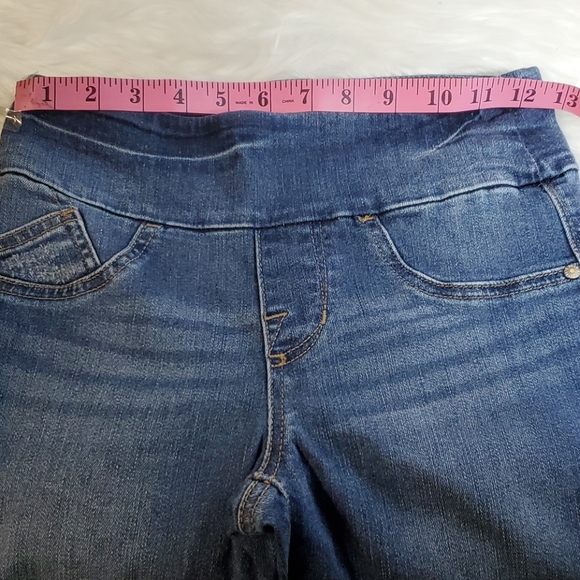 Rock and republic jeans - Picture 2 of 8